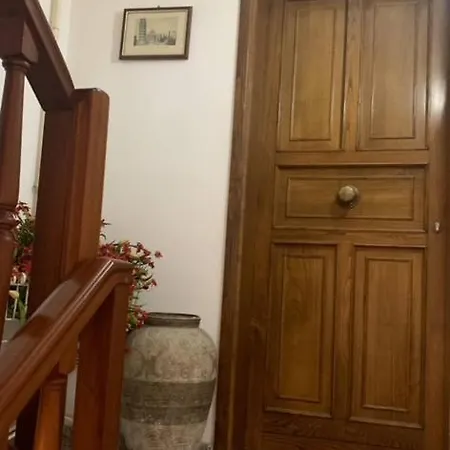 La Casa Di Ely В'яреджо