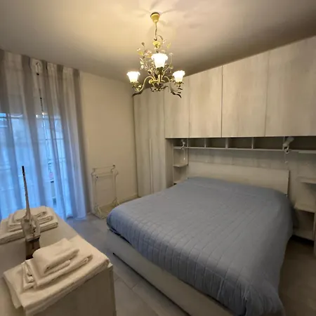 La Casa Di Ely Διαμέρισμα Βιαρέτζιο